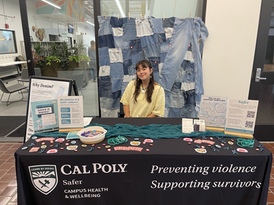 Table display wuth prevention information and resources on college campus